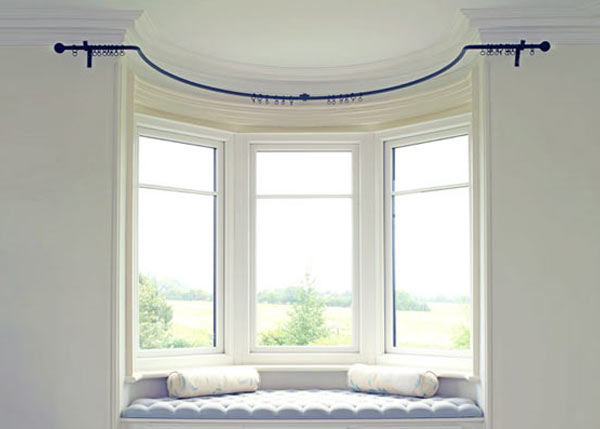 Bay window poles